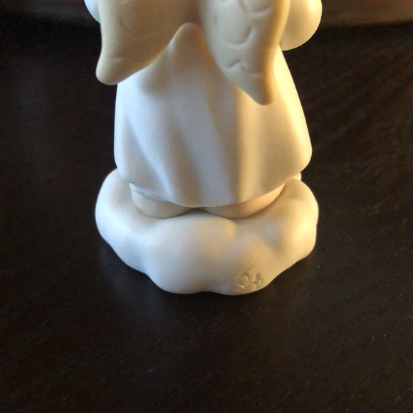 Precious Moments February - Picture 4 of 4